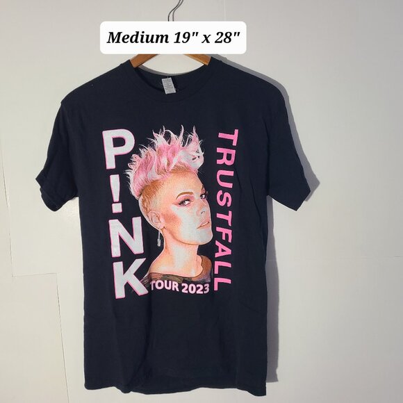 Pink Trustfall Tour 2023 Black 2-Sided Medium T-Shirt - Picture 1 of 6